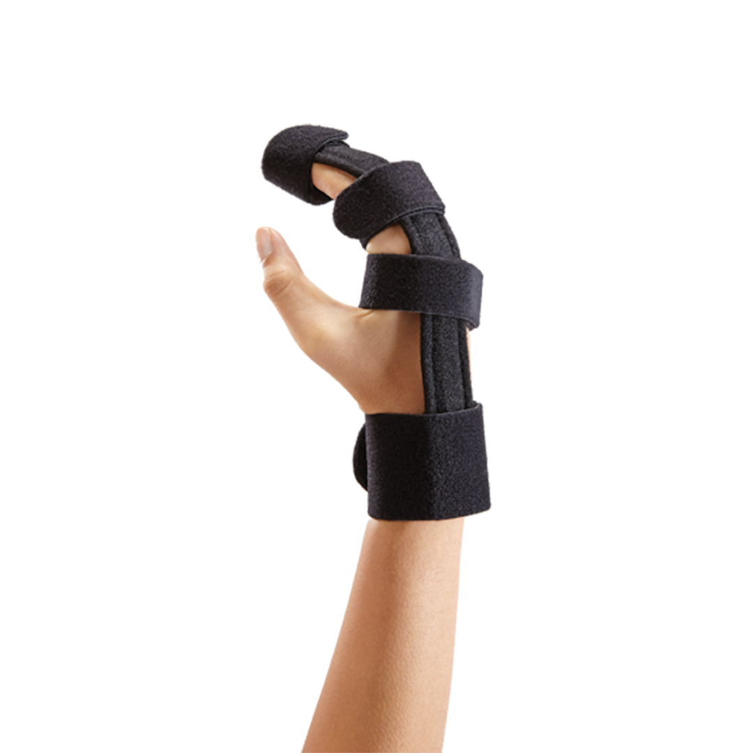 Wrist & Finger Splint available in online  pharmacy qatar, doha 
